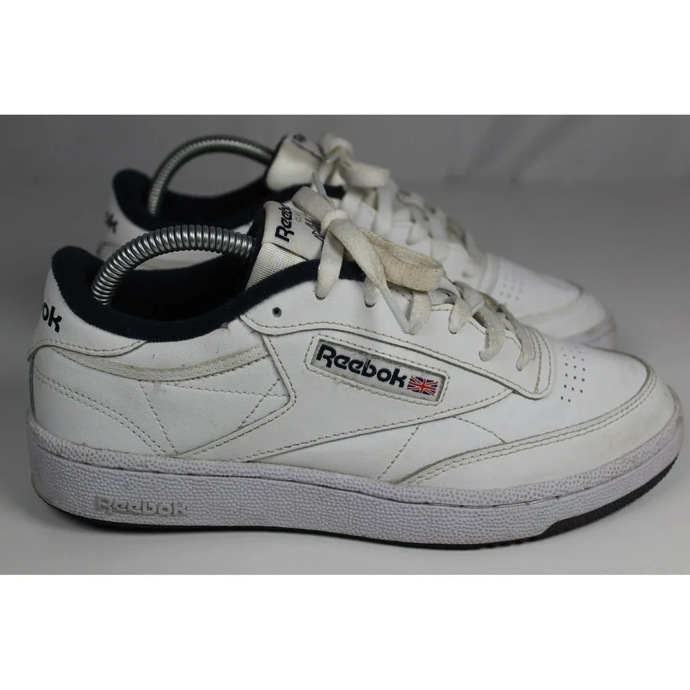 Reebok Club C 85 Mens White Navy Blue Leather Sneakers AR0457 Size 7.5